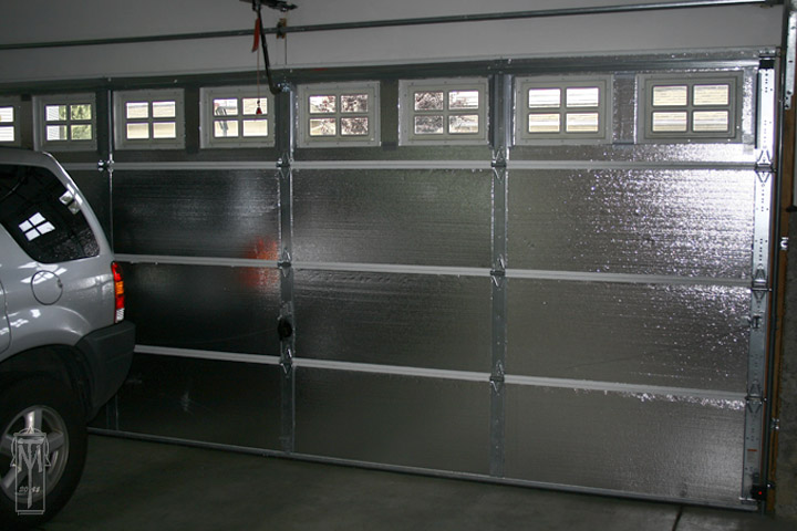 Garage Door e